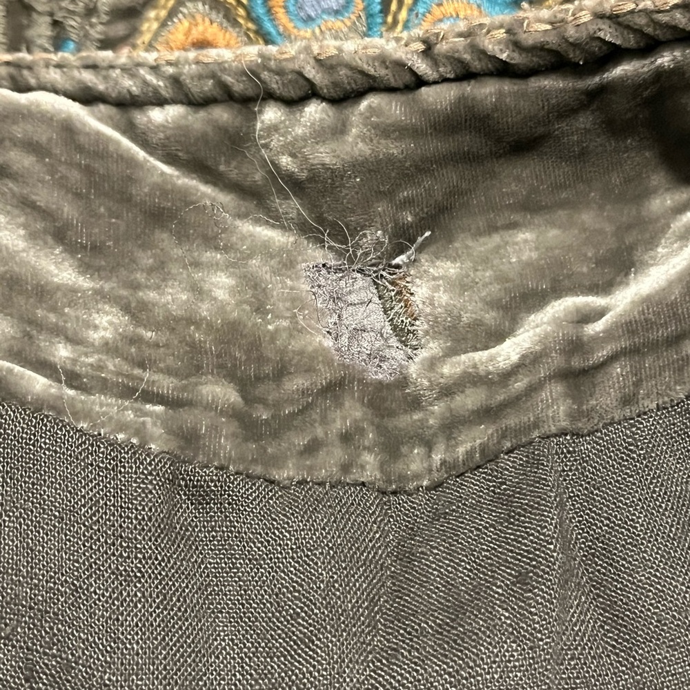 Johnny Was Bag Embroidered Peacock hobo bag some flaws - Picture 7 of 7